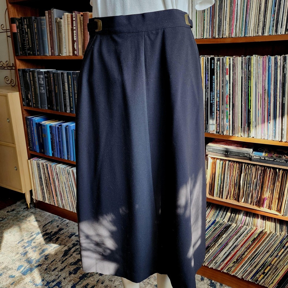 BFA Classics black midi skirt solid black with POCKETS and metal detailing